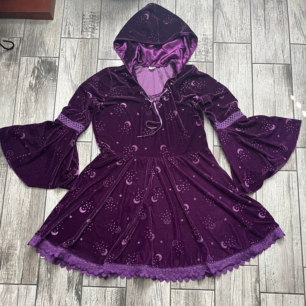 Spirit Halloween Celestial Coven Hooded Dress Women 1X Purple Bell Sleeve Witch - Picture 13 of 14